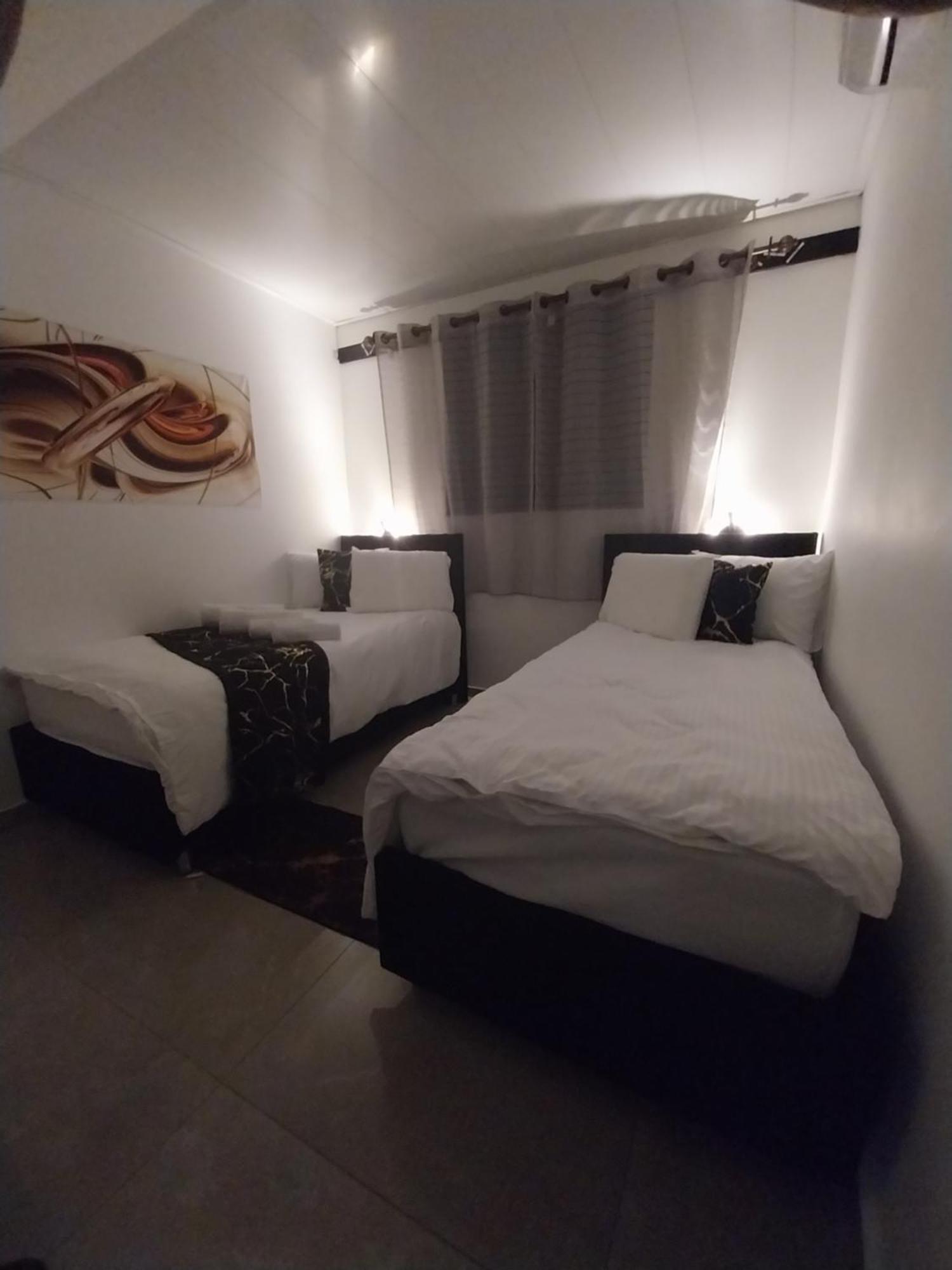 שירת דבורה בבני ברק Daire Giv'at Shemu'el Dış mekan fotoğraf